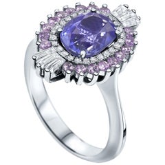 18 Karat White Gold Ring with 2.61 Carat Unheated Natural Blue Sapphire
