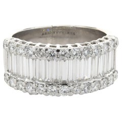 18 Karat White Gold Round and Baguette Cut Diamond Cigar Band