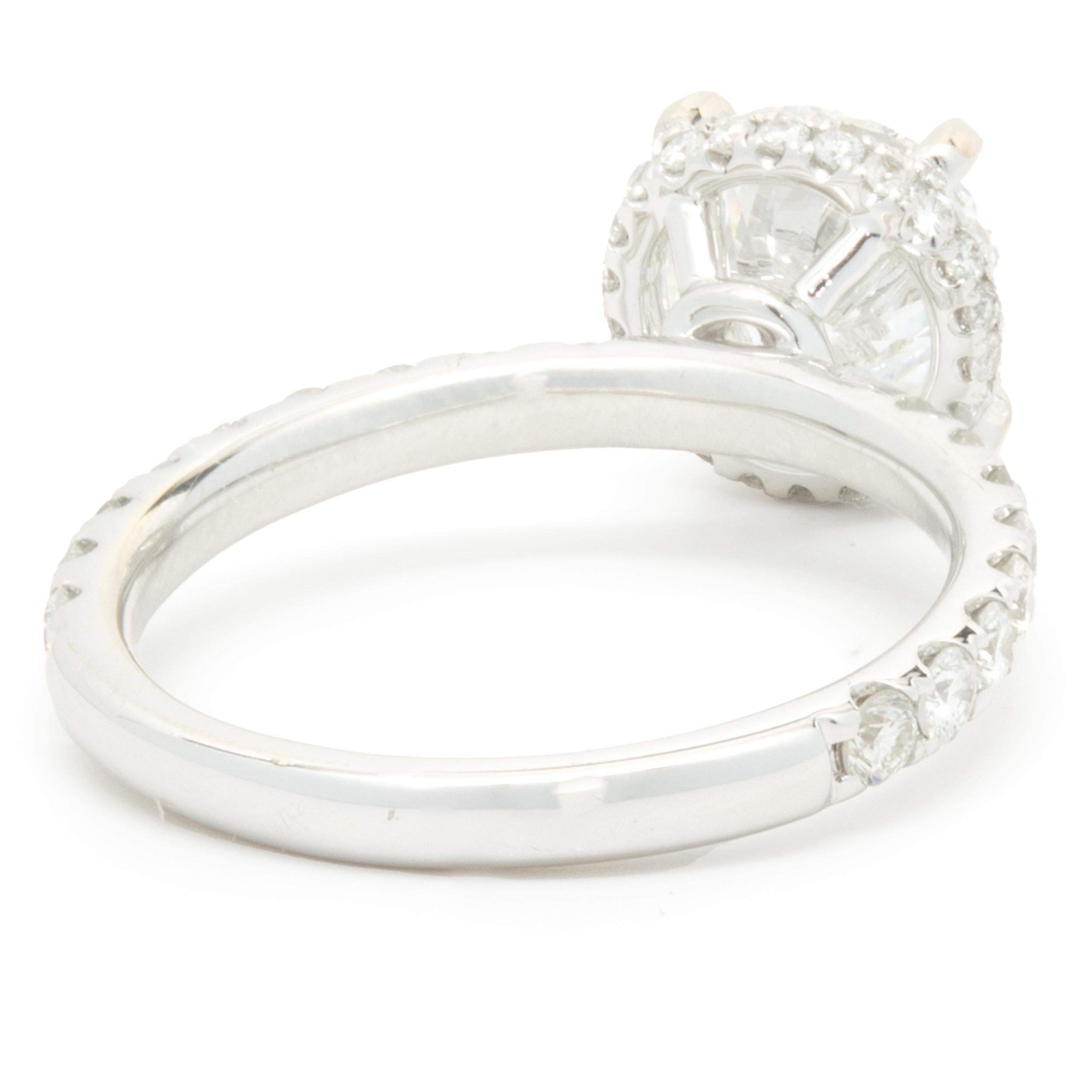 Round Cut 18 Karat White Gold Round Brilliant Cut Diamond Engagement Ring For Sale