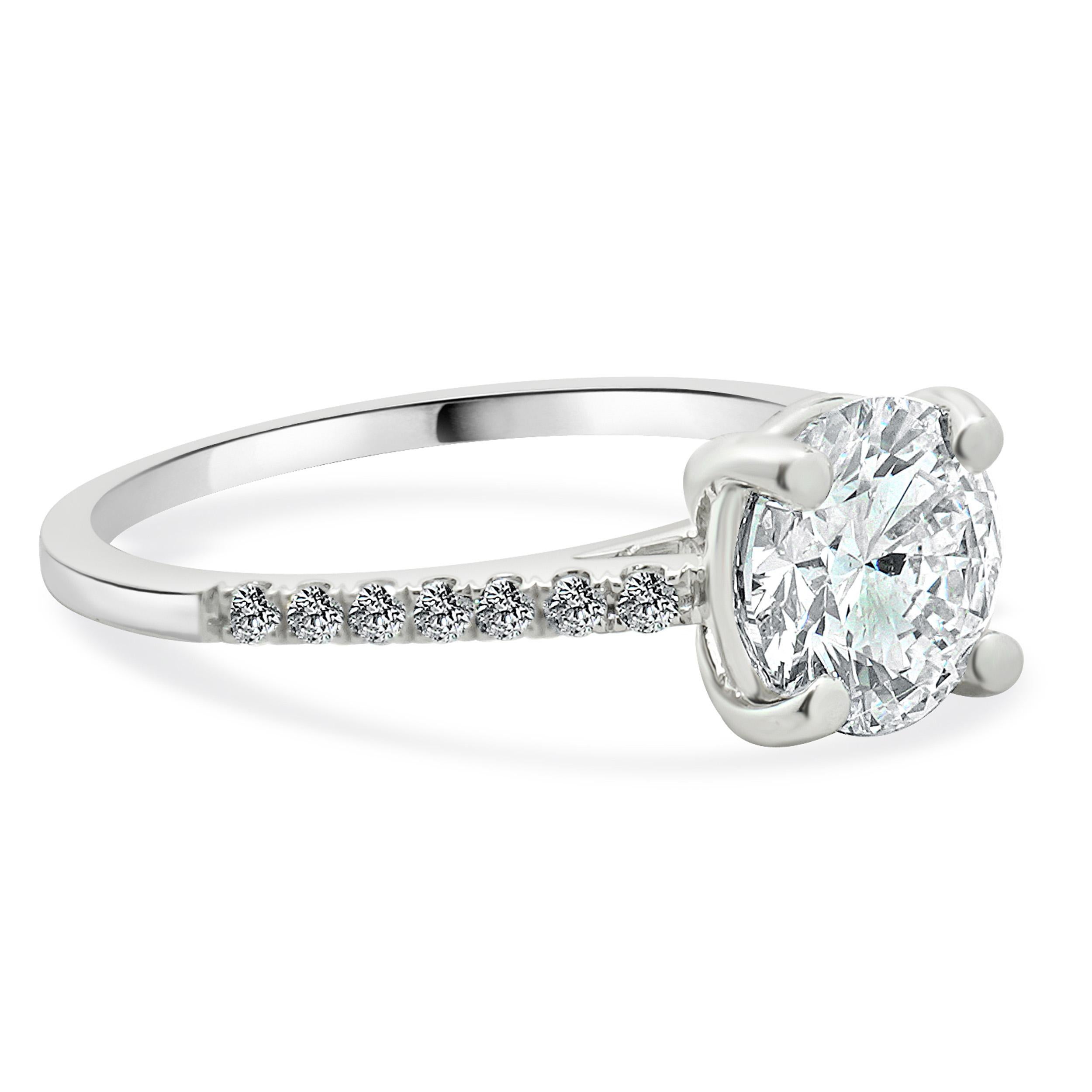 18 Karat White Gold Round Brilliant Cut Diamond Engagement Ring In Excellent Condition In Scottsdale, AZ