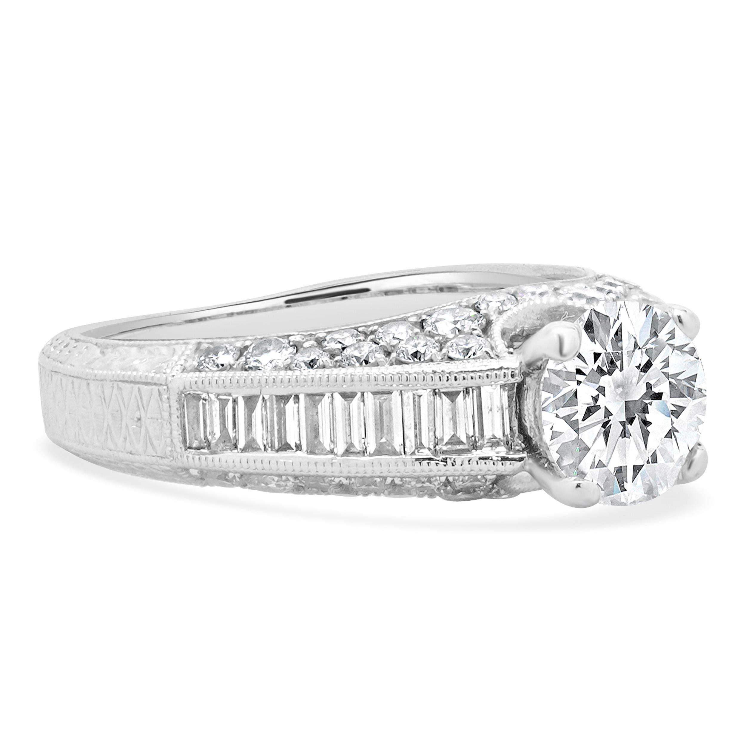 18 Karat White Gold Round Brilliant Cut Diamond Engagement Ring In Excellent Condition For Sale In Scottsdale, AZ