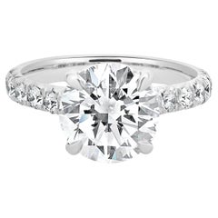 18 Karat White Gold Round Brilliant Cut Diamond Engagement Ring
