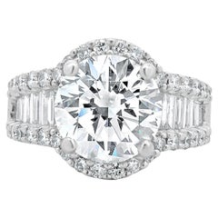 Anillo de compromiso de oro blanco de 18 quilates con diamante redondo talla brillante