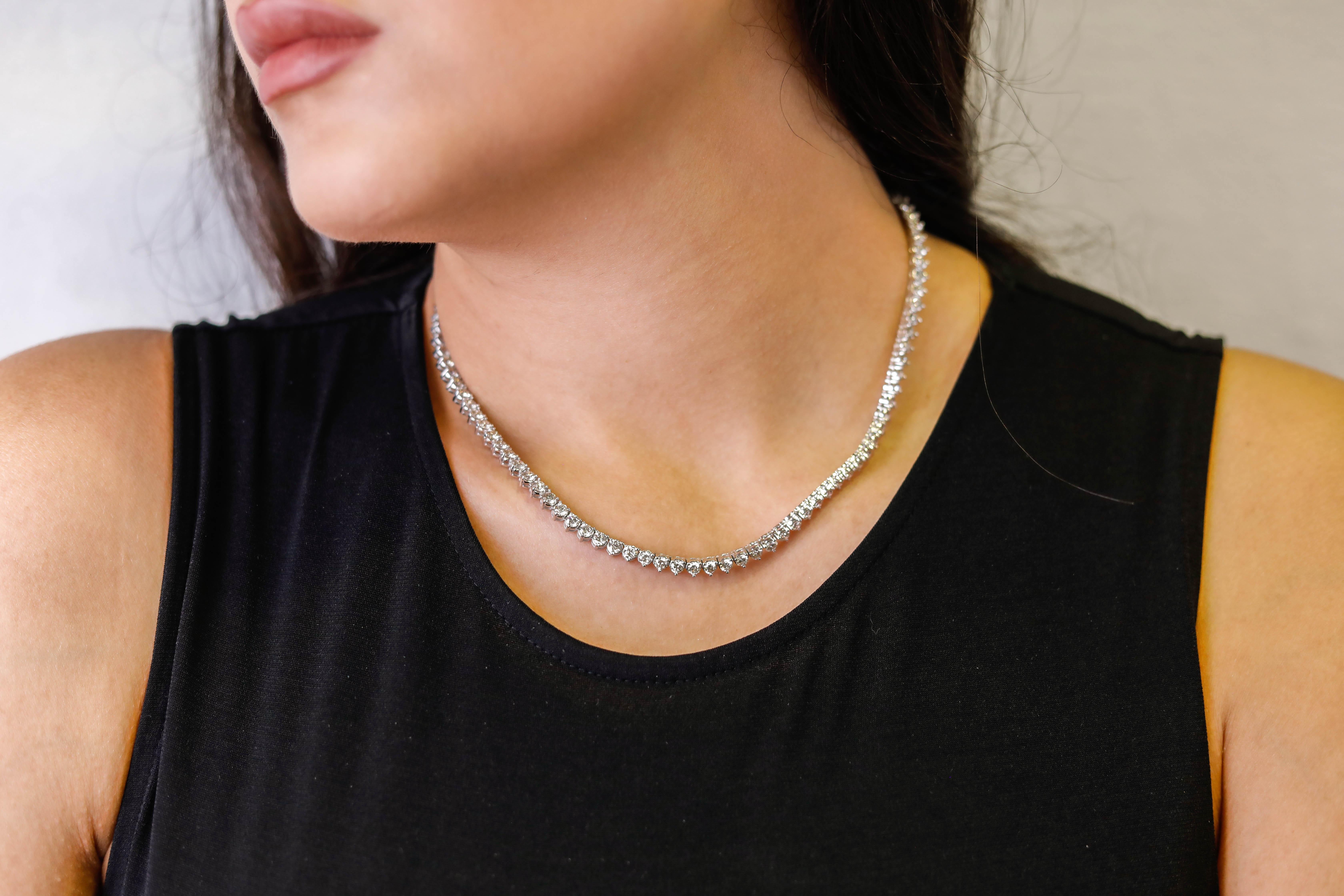 Contemporary 18 Karat White Gold 10ctw Round Brilliant Diamond Tennis Necklace Choker Jewelry