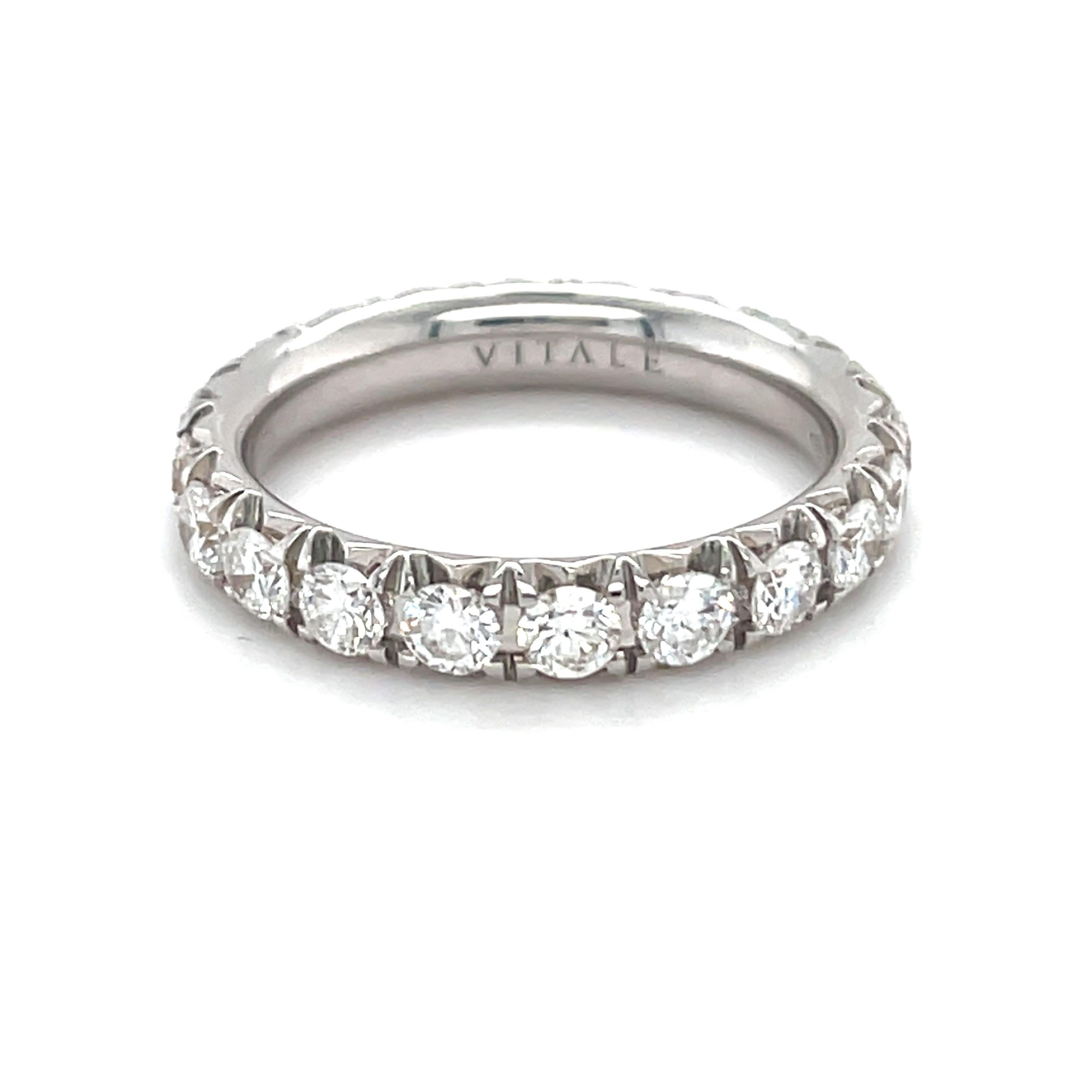 Bague à anneau en or blanc 18 carats avec diamants ronds Neuf - En vente à Monte-Carlo, MC