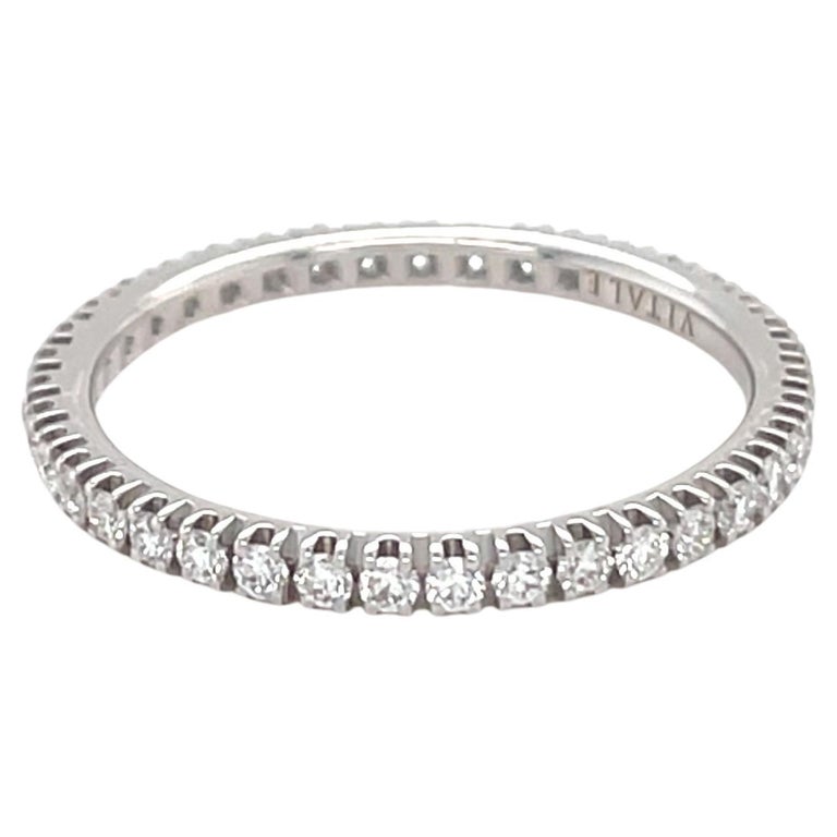 18 Karat White Gold Round Diamond Band Ring For Sale at 1stDibs