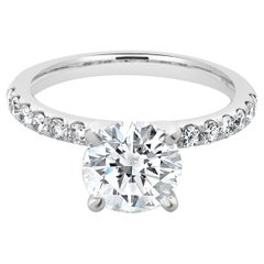 Verlobungsring aus 18 Karat Weißgold mit rundem Diamanten