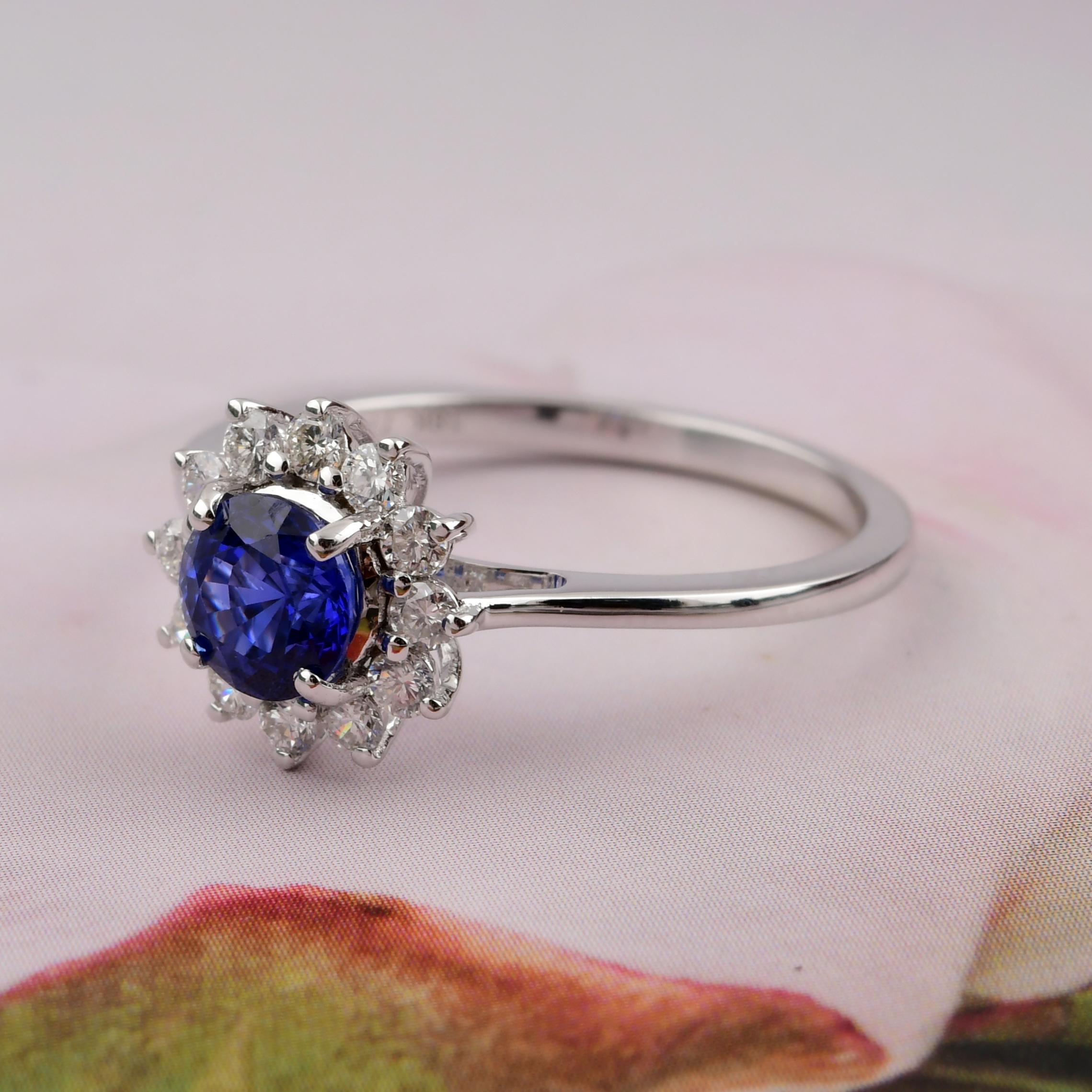 in vendita:  Oro bianco 18 carati Zaffiro rotondo Diamante aureola Anello di fidanzamento a fiore Regalo 9
