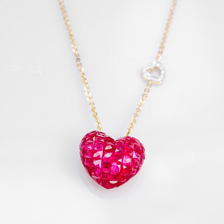 18 Karat White Gold Ruby and Diamond Heart Pendant in Invisible Setting For Sale 3