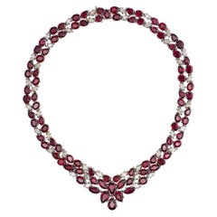 18 Karat Weißgold Rubin- und Diamant-Halskette 'Collier'