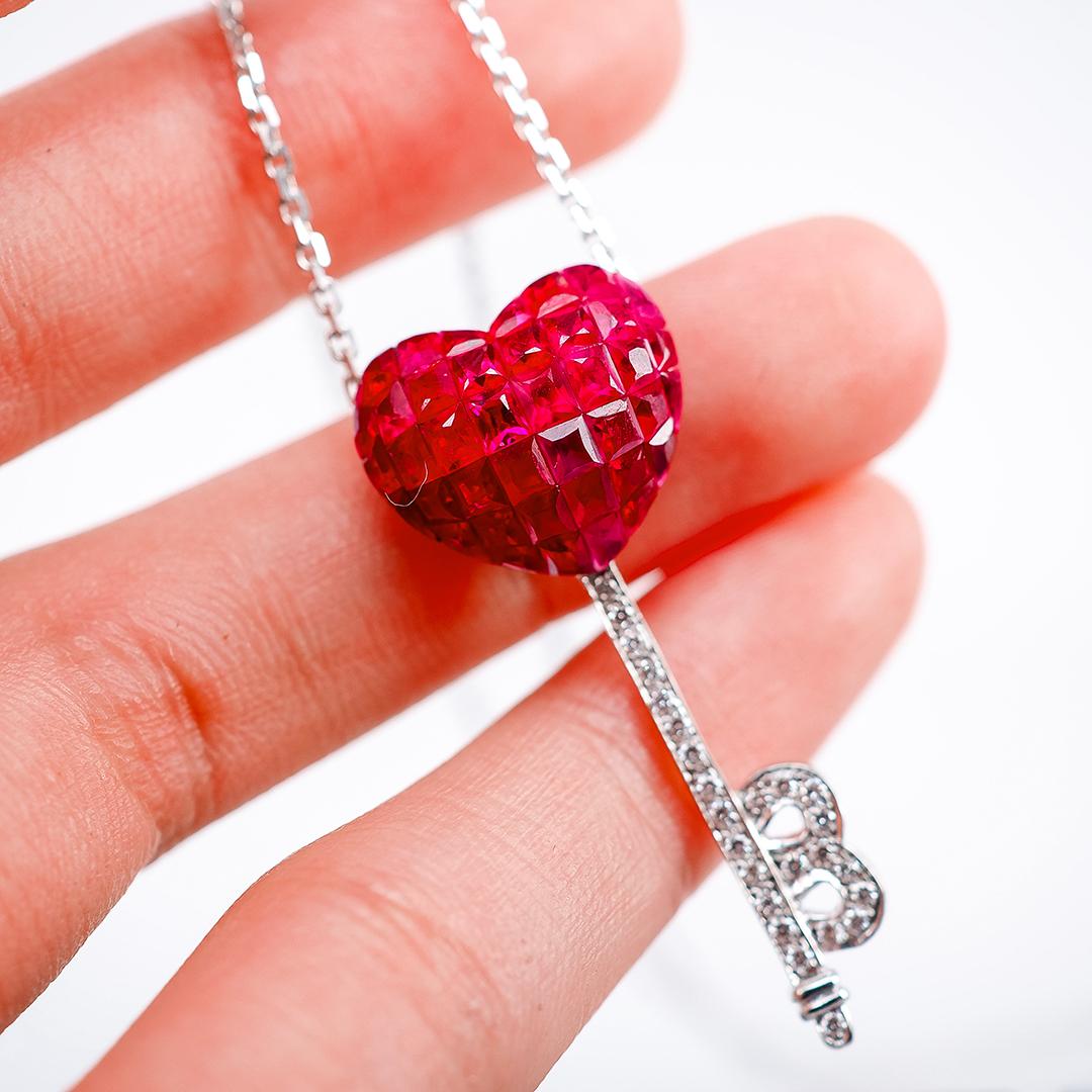 Square Cut 18 Karat White Gold Ruby and Diamond Pendant Necklace Heart Key For Sale