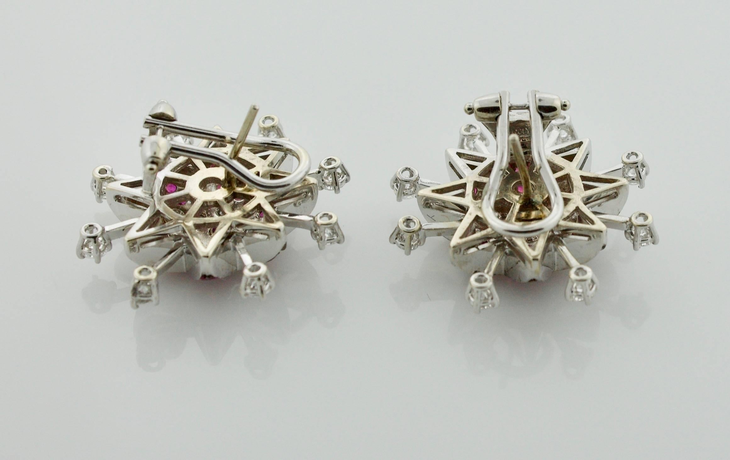 18 Karat White Gold Ruby and Diamond Starburst Earrings In Excellent Condition For Sale In Wailea, HI