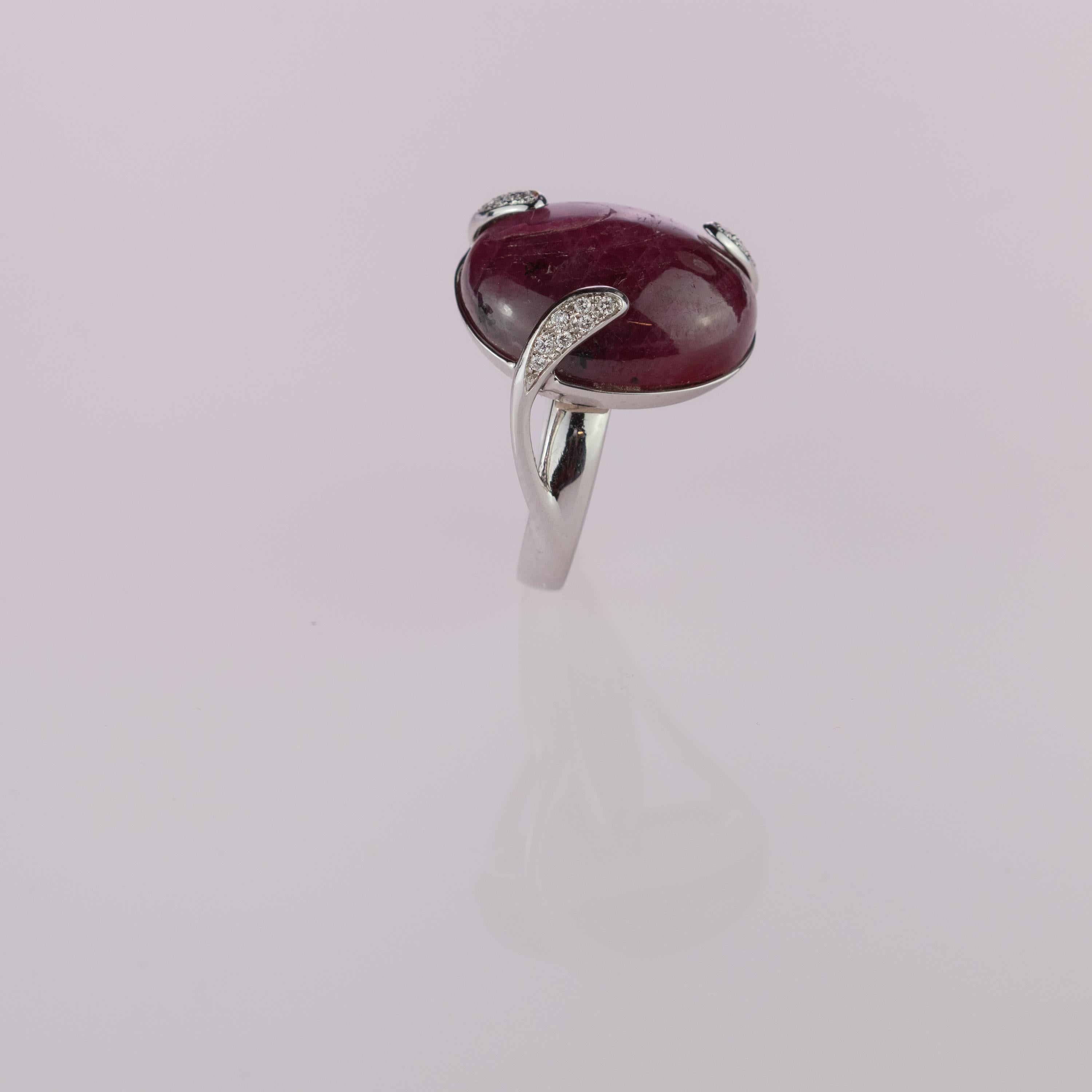 Victorian 18 Karat White Gold Ruby Diamond Engagement Legacy Cabochon Solitaire Ring For Sale