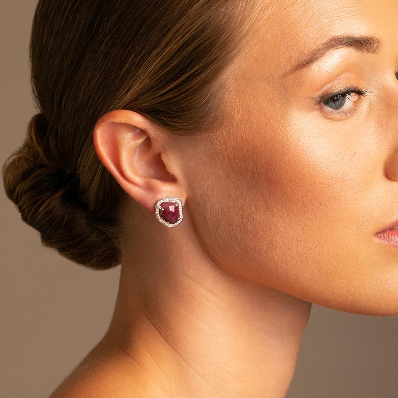 Women's 18 Karat White Gold Ruby Slice Diamond Stud Earrings For Sale