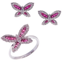18 Karat White Gold Ruby Small Baguette Butterfly Stud Earring Ring Set