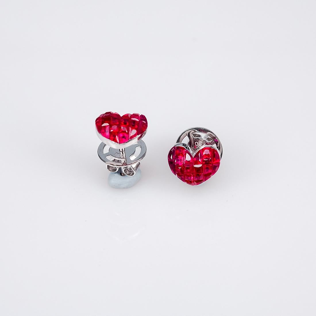 18 Karat White Gold Ruby Stud Small Heart Earrings 3