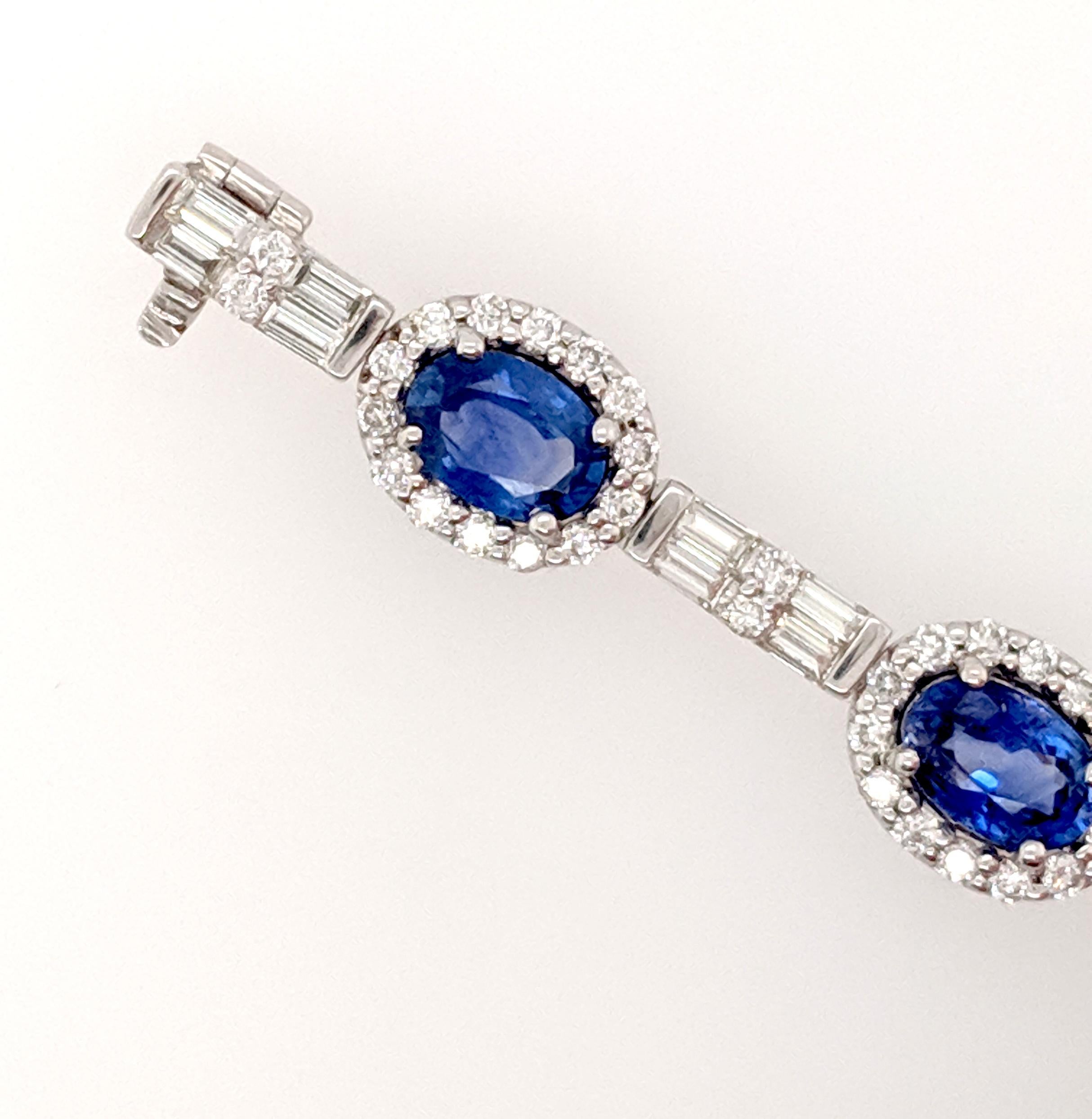 Bracciale in oro bianco 18 carati con zaffiri e diamanti In condizioni Nuovo in vendita a Greenville, DE