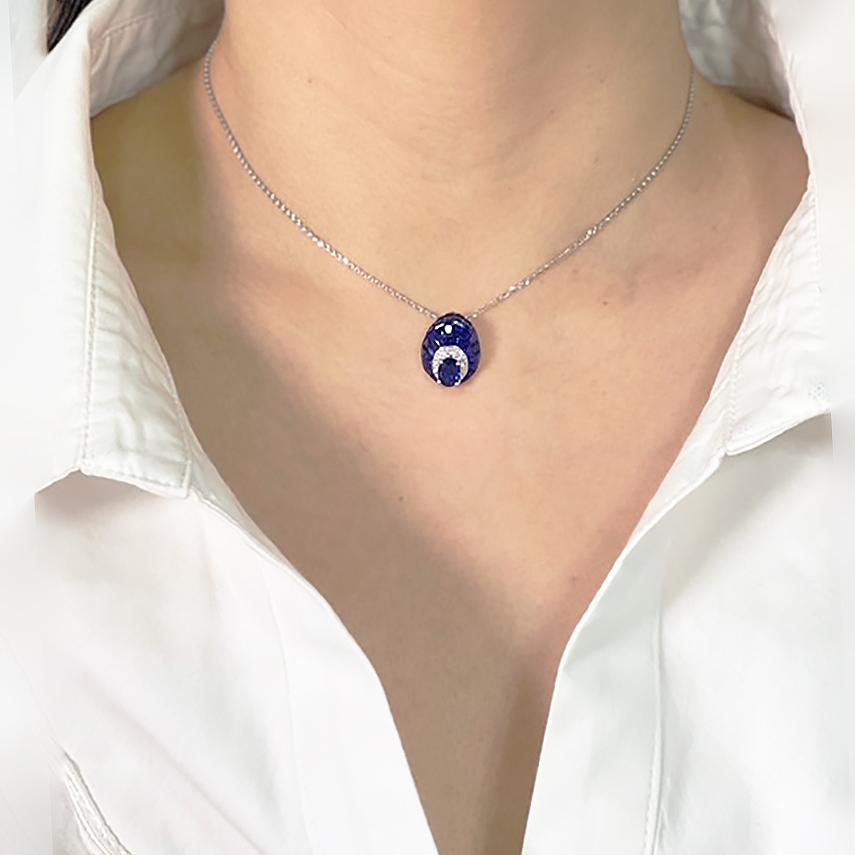 Women's 18 Carat White Gold sapphire and Diamond Egg Pendant For Sale