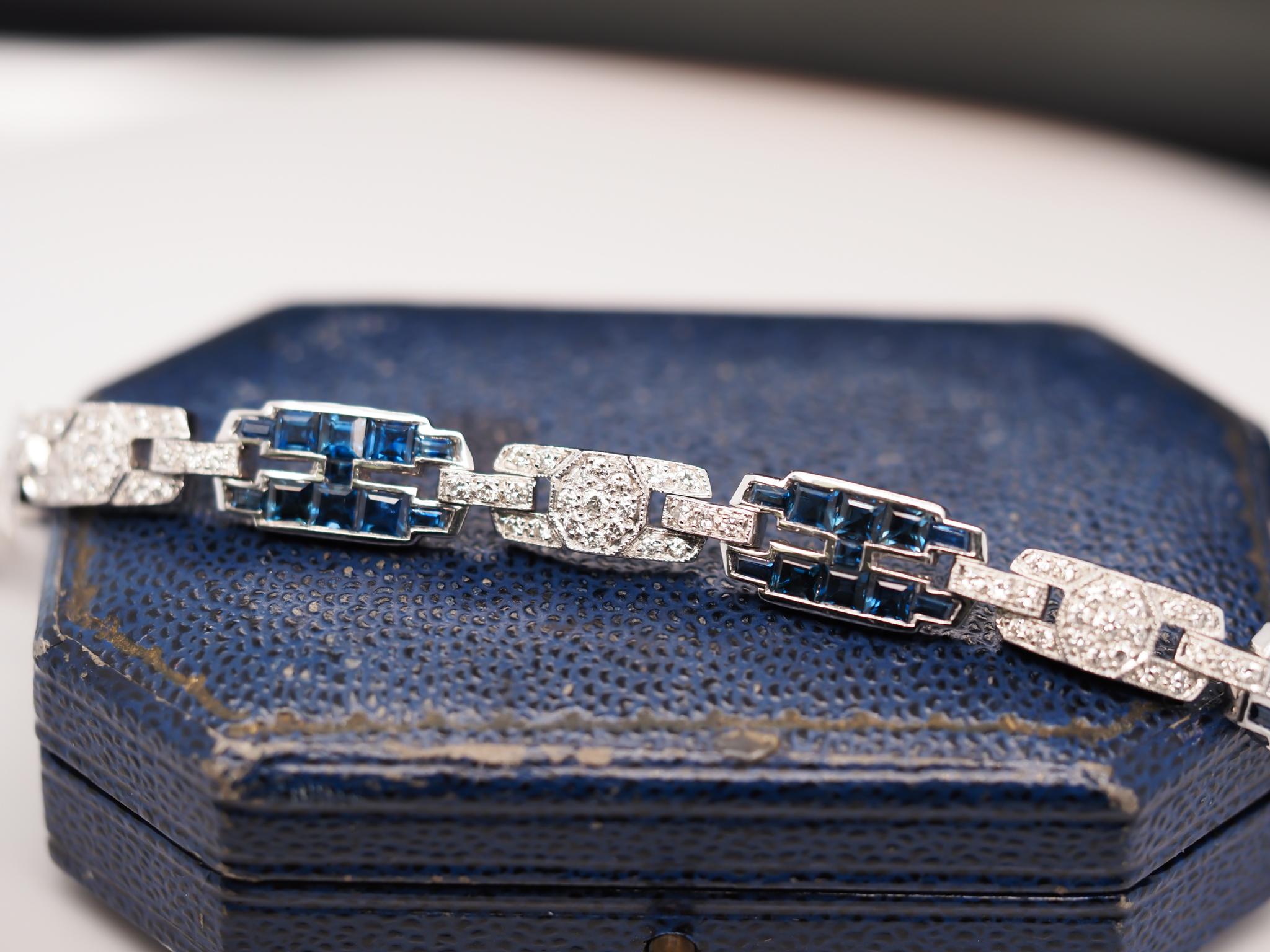 18 Karat White Gold Sapphire and Diamond Link Bracelet VHK#543 For Sale 4