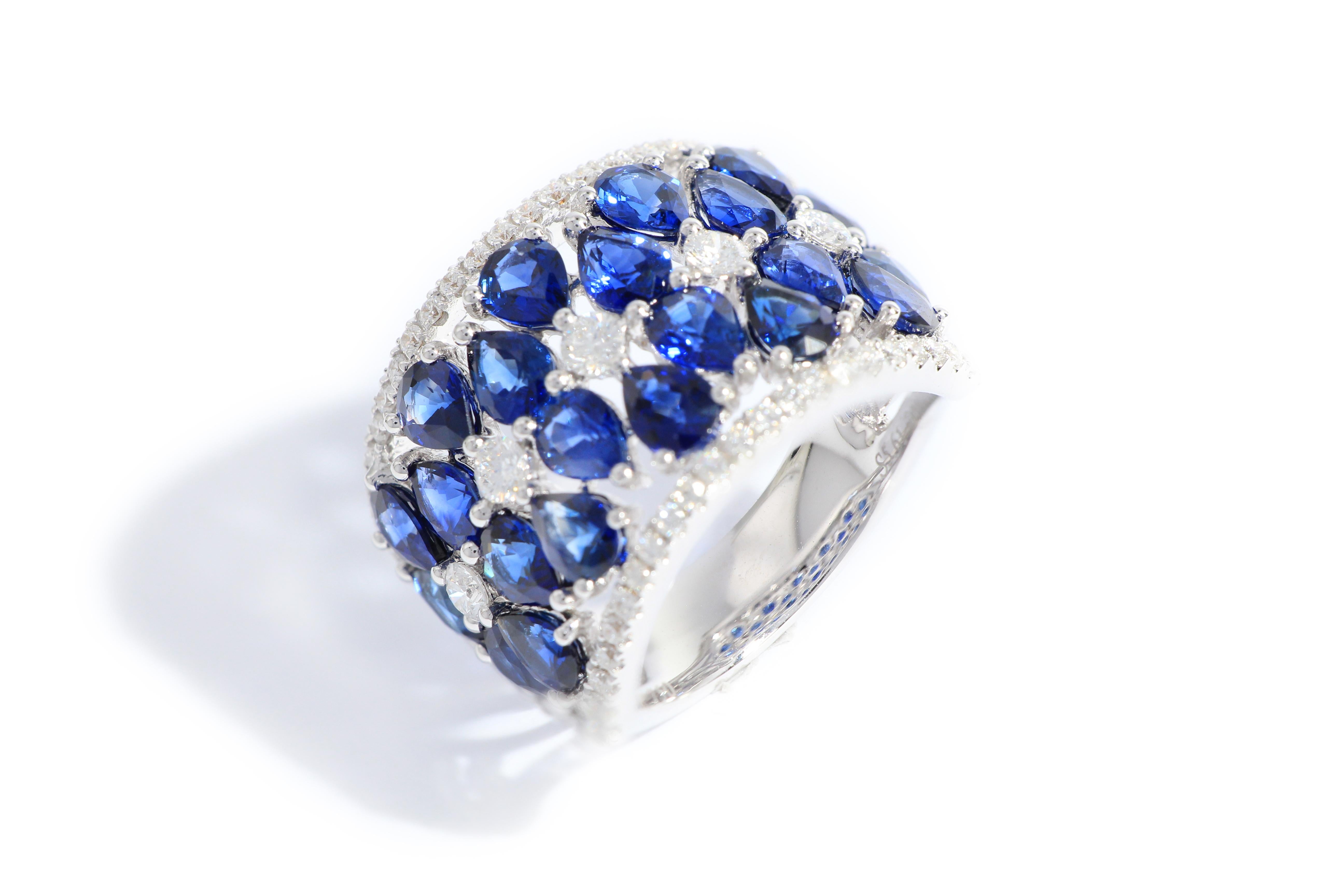 Women's 18 Karat White Gold Sapphire and Diamond Ring For Sale