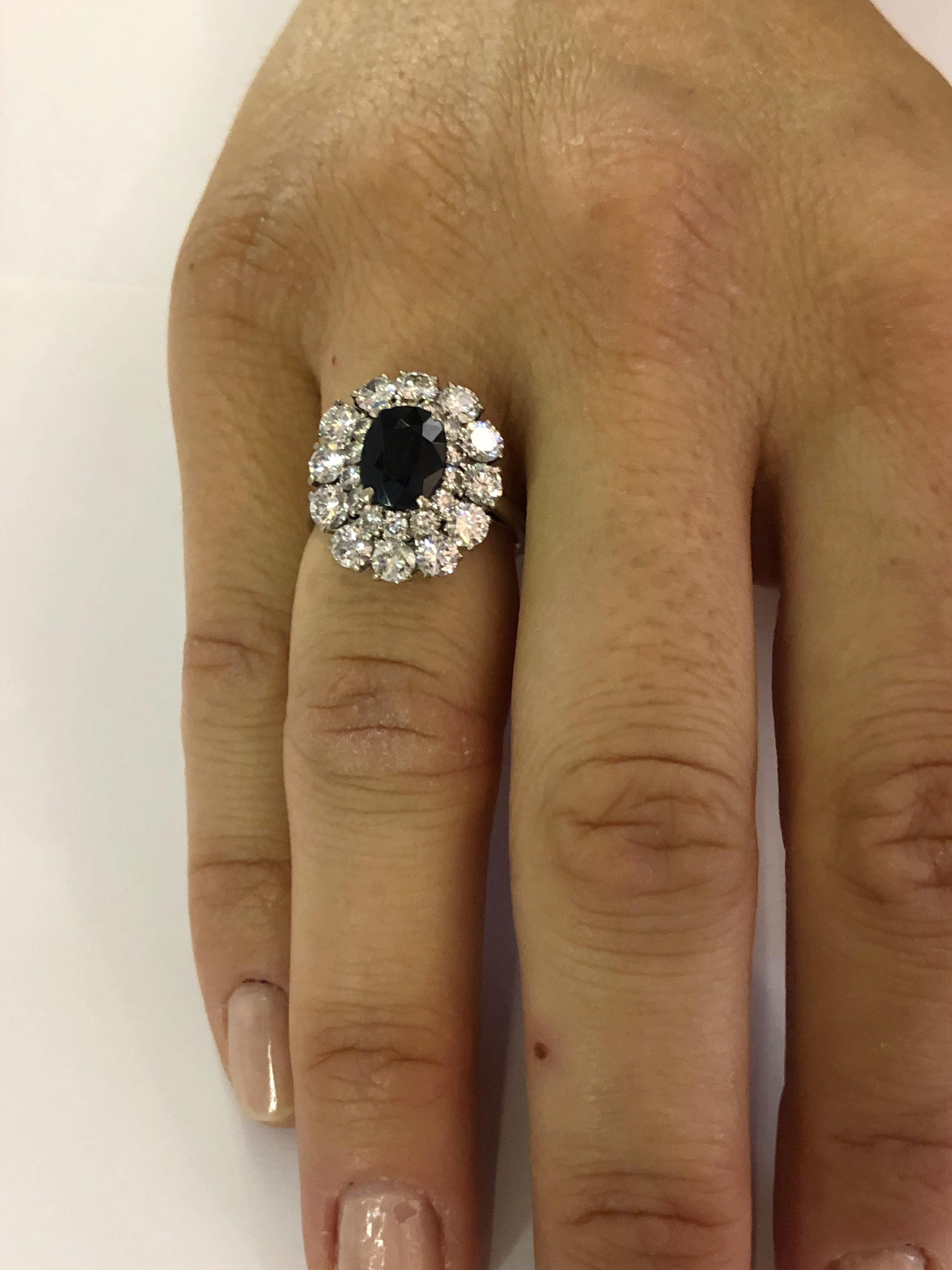 18 Karat White Gold Sapphire and Diamond Ring For Sale 1