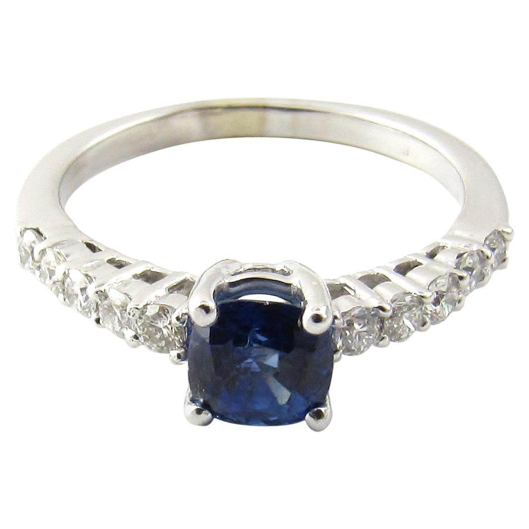 18 Karat White Gold Natural Sapphire and Diamond Ring