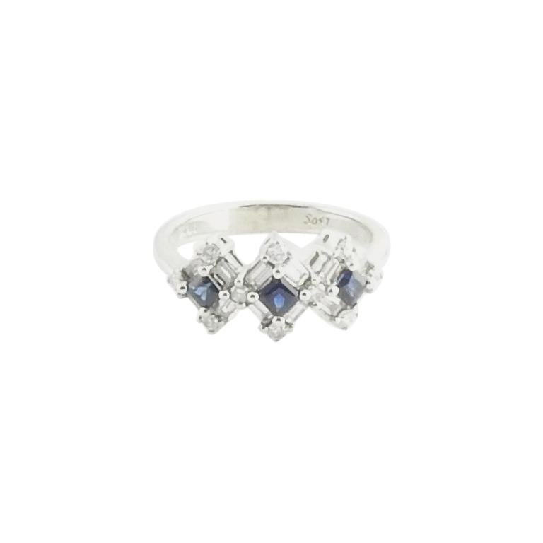 18 Karat White Gold Natural Sapphire and Diamond Ring