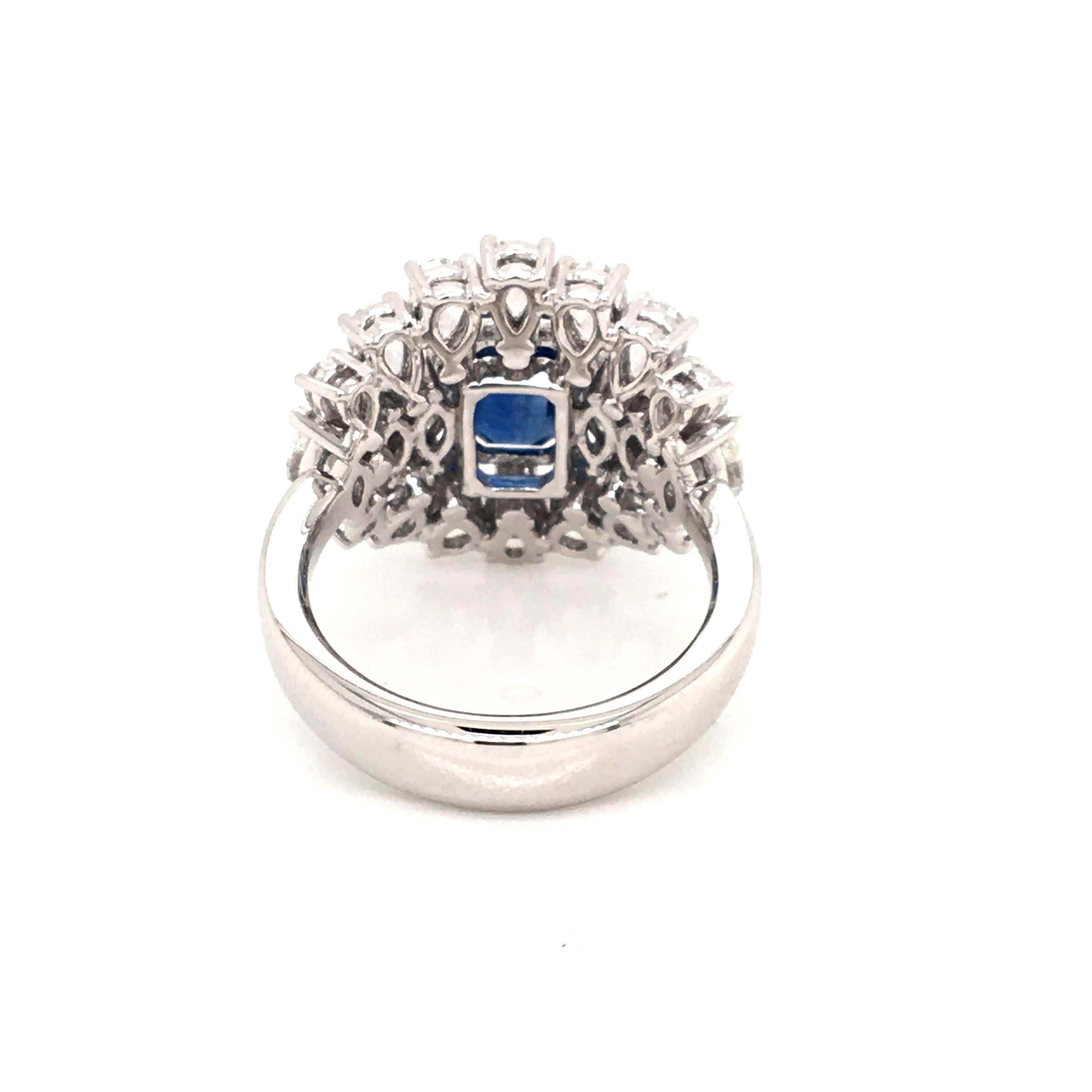 18 Karat White Gold Sapphire and Diamond Ring Made in Italy with Box For Sale 1