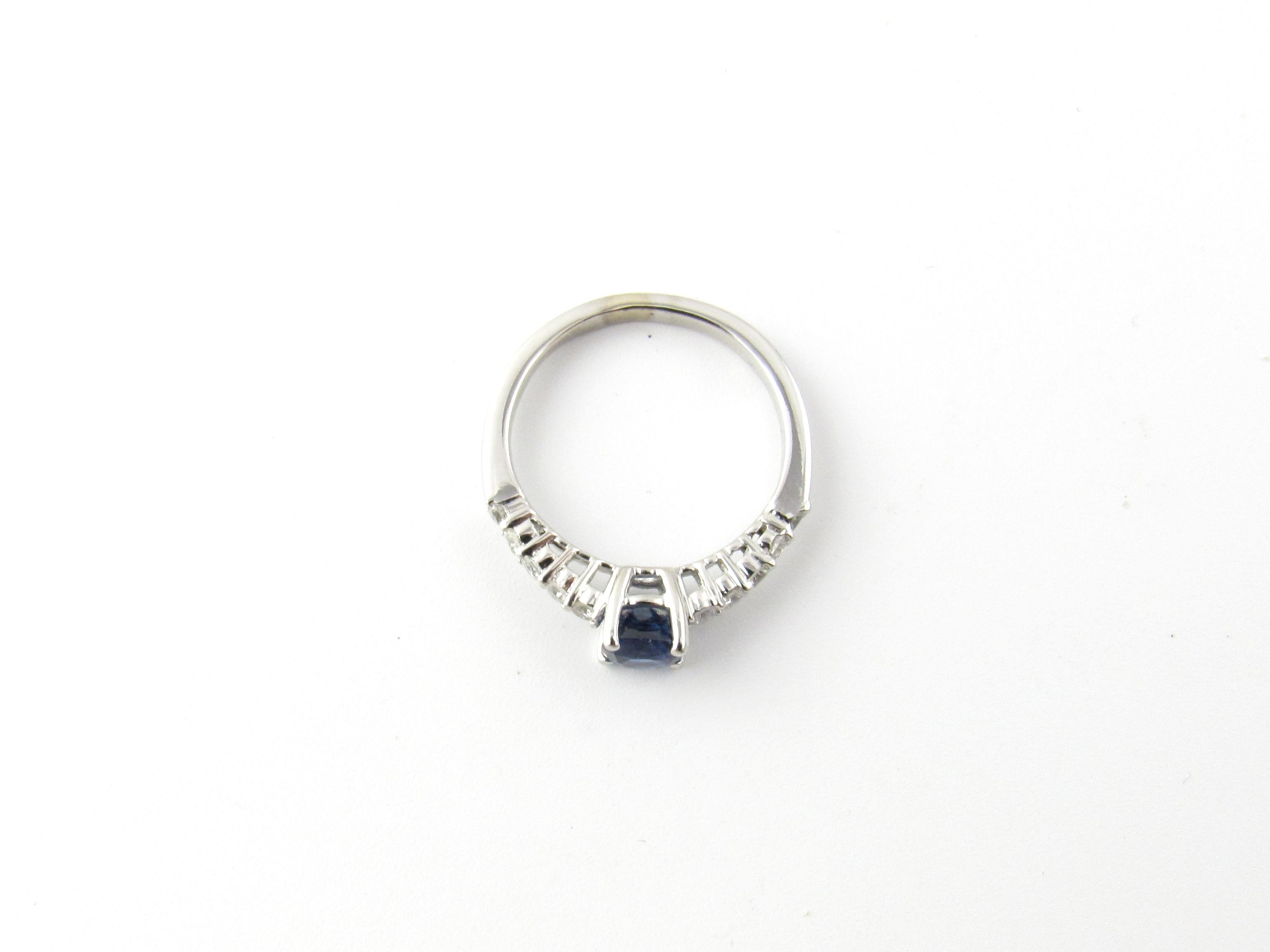Round Cut 18 Karat White Gold Natural Sapphire and Diamond Ring For Sale