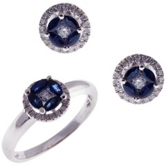 18 Karat White Gold Sapphire Small Circle Halo Stud Earring Ring Set