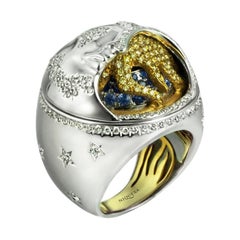 18 Karat White Gold Sapphires and Diamond Spinning Cosmos Ring by Niquesa