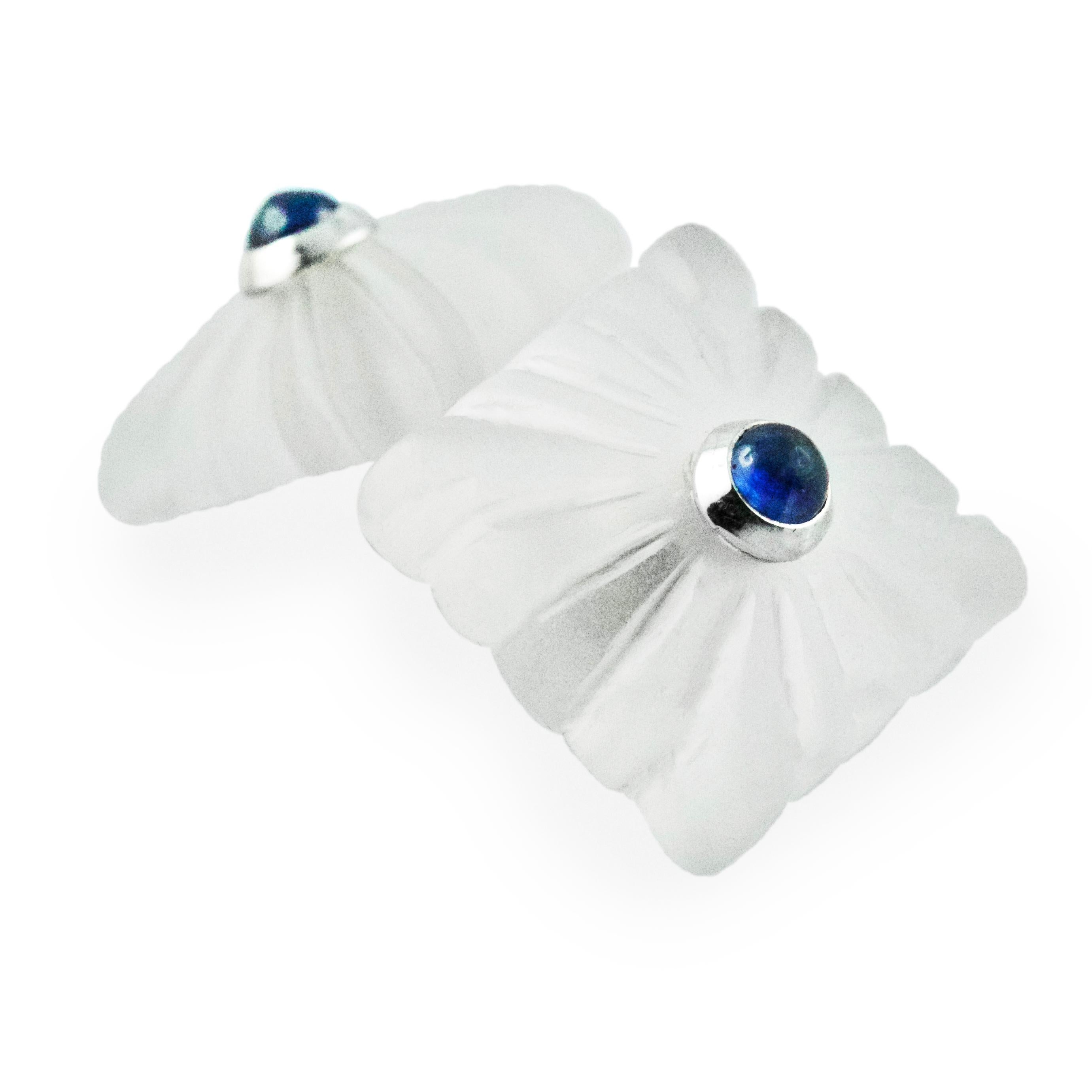 Cabochon 18 Karat White Gold Sapphires Carved Frosted Rock Crystal Cufflinks