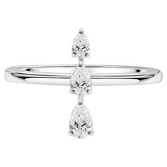 18 Karat White Gold SI/H Natural Diamond Minimalist Three Stone Ring