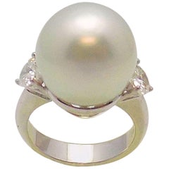 18 Karat White Gold South Sea Cultured Pearl and Diamond Ring