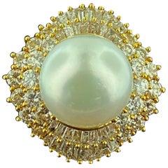 18 Karat White Gold South Sea Pearl and Diamond Ring