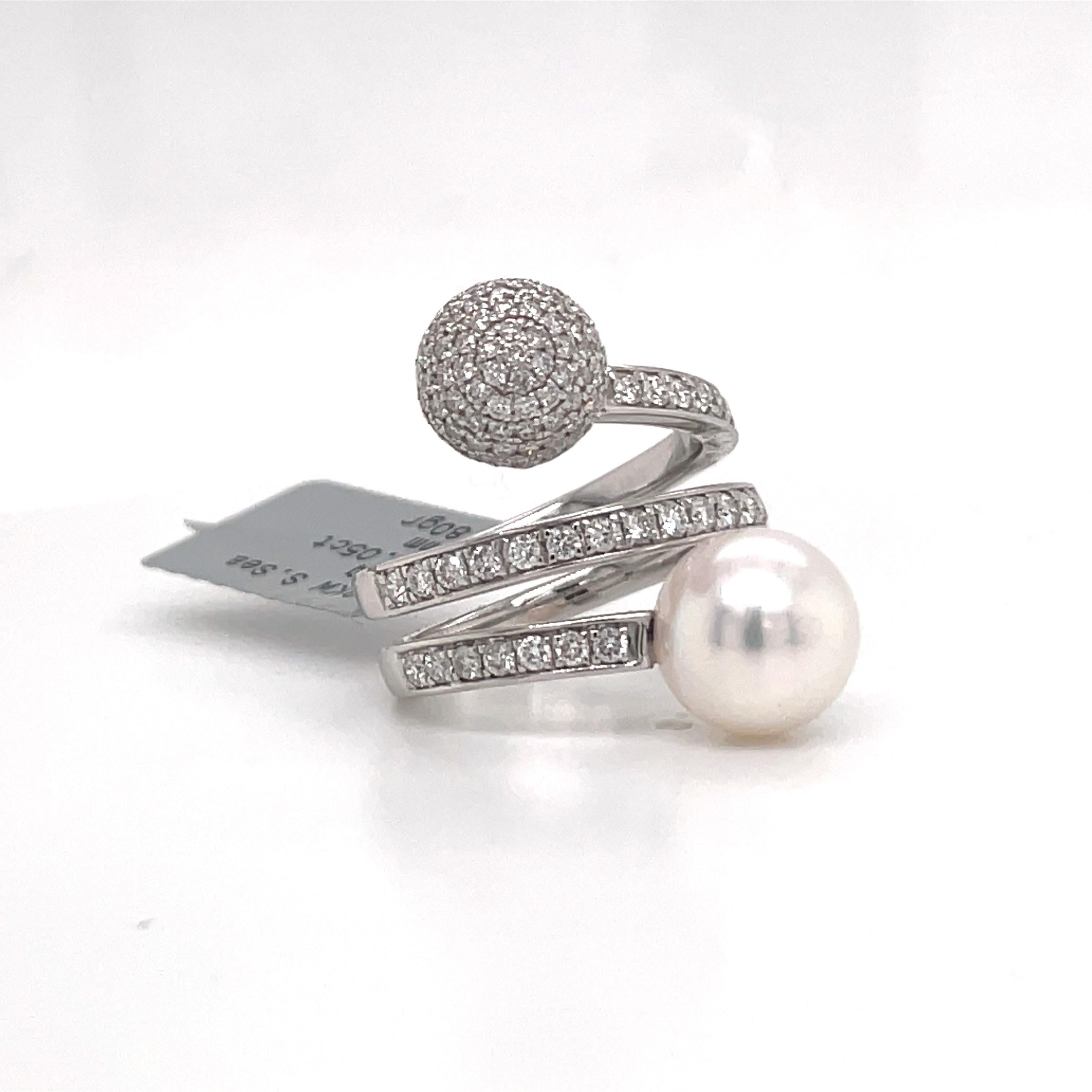 Contemporary 18 Karat White Gold South Sea Pearl & Diamond Ball Ring 1.05 Carats For Sale