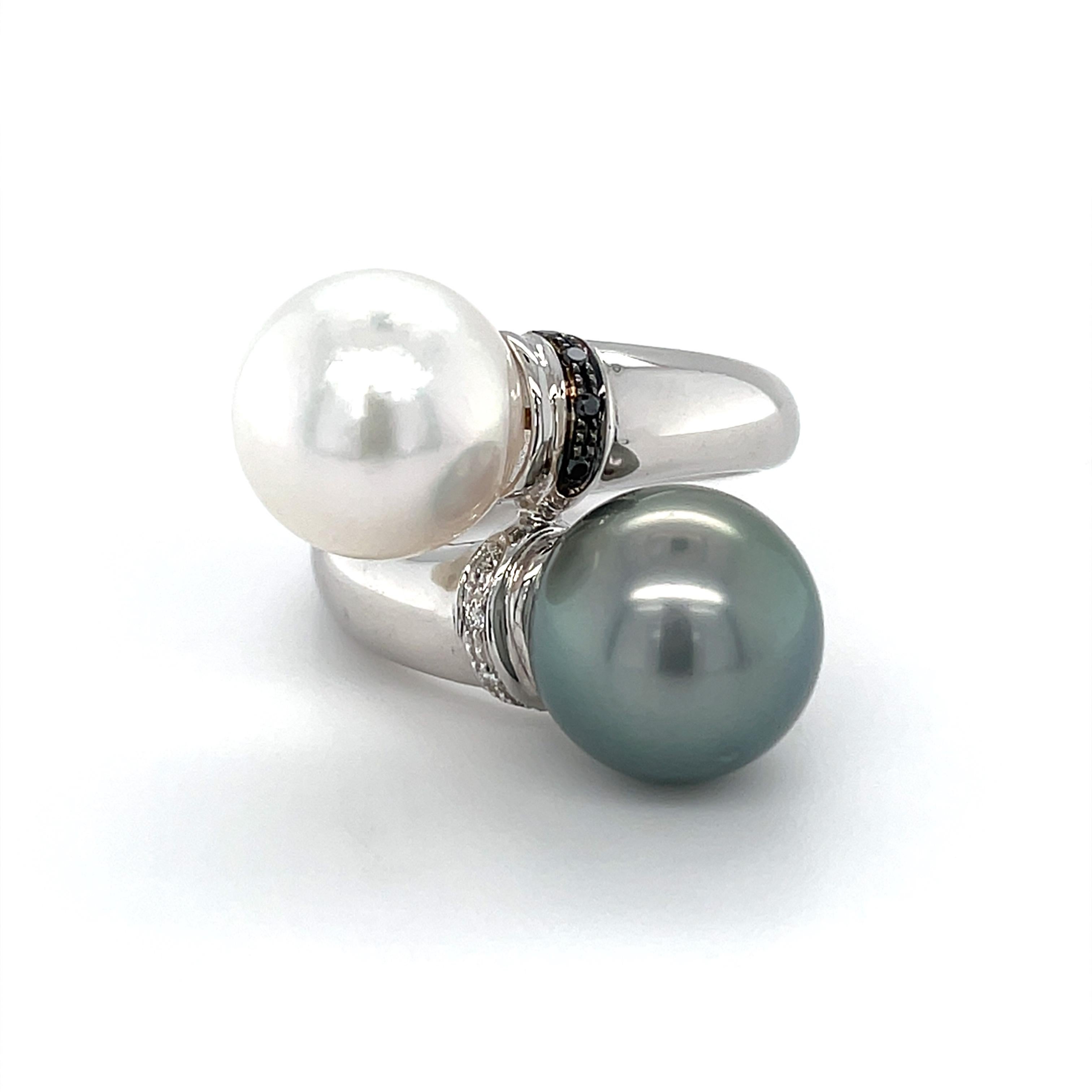 18 Karat White Gold South Sea Pearl Diamond Cocktail Ring In New Condition For Sale In Monte-Carlo, MC