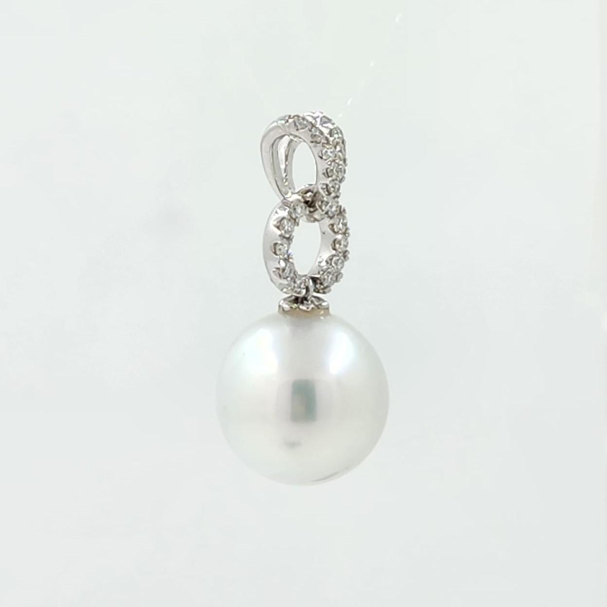 Bead 18 Karat White Gold South Sea Pearl Pendant For Sale