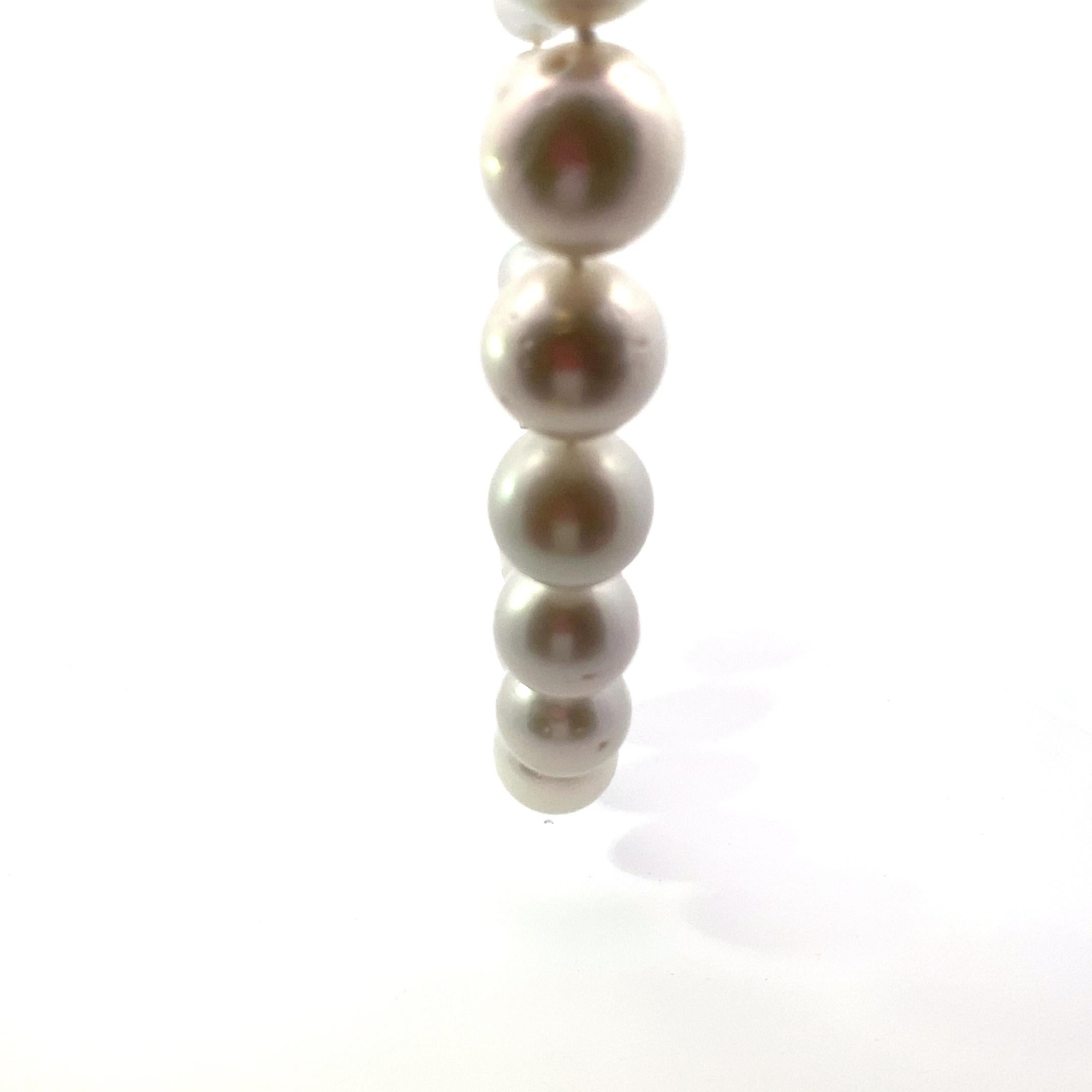Women's or Men's 18 Karat White Gold South Sea Pearls and Diamond Necklace For Sale