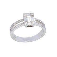 18 Karat White Gold Split Band Diamond Cluster Ring