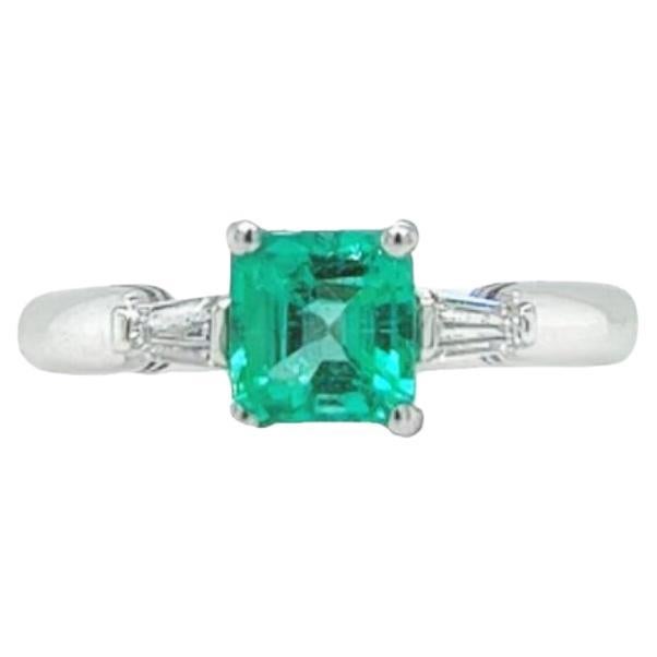 18 Karat White Gold Square Cut Emerald Baguette Diamond Cocktail Ring For Sale