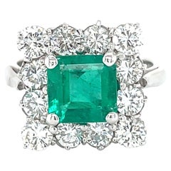 Used 18 Karat White Gold Square Cut Emerald Diamond Cocktail Ring