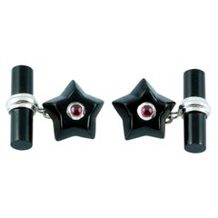 Boutons de manchette étoilés en or blanc 18 carats, onyx et rubis