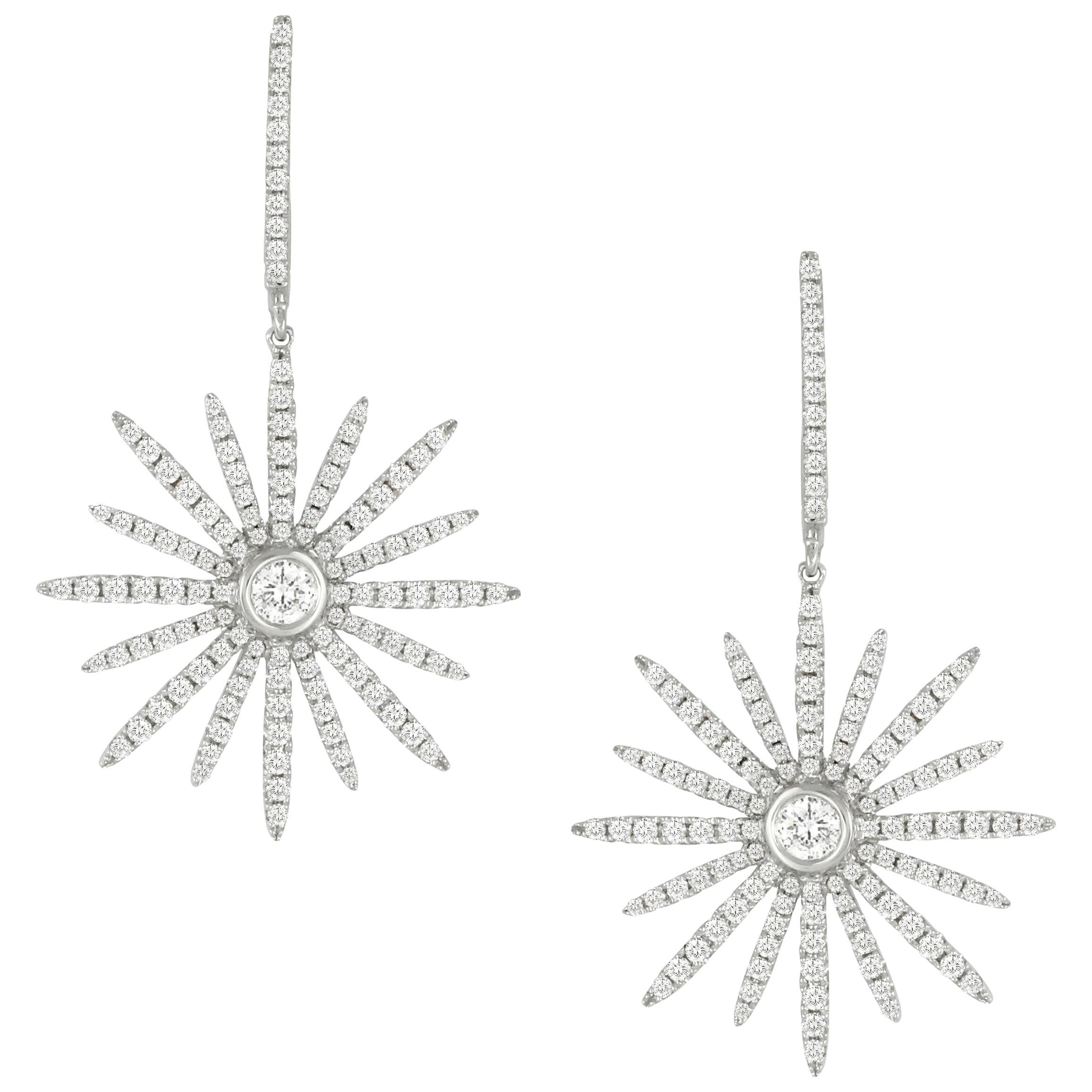 18 Karat White Gold Star Shaped Diamond Drop Dangle Earrings 1.68 Carat For Sale