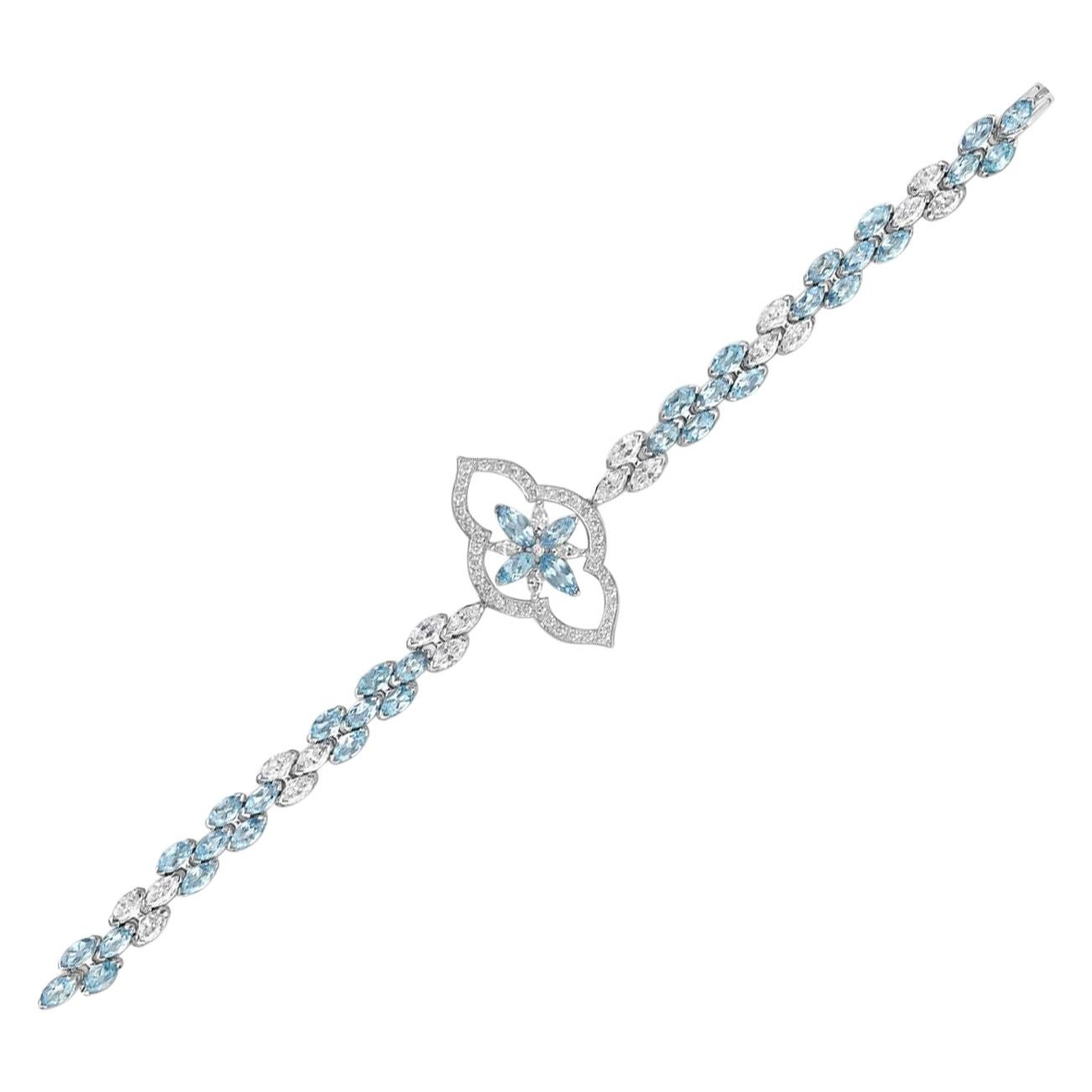 18 Karat White Gold Stella Aquamarine and Diamond Bracelet For Sale