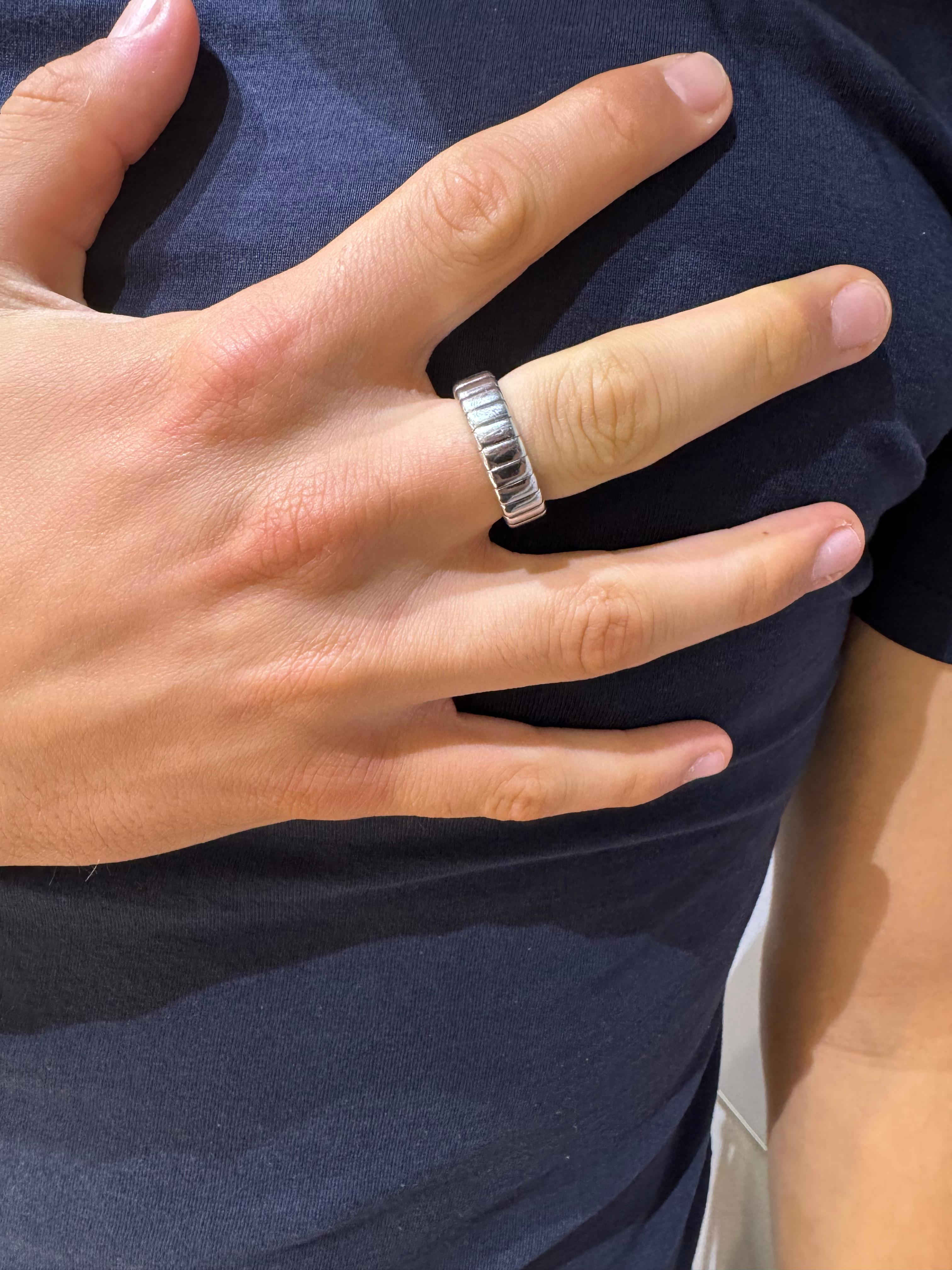 18 Karat Weißgold Stretchy-Ring im Angebot 3