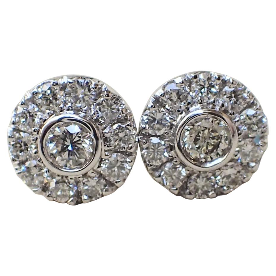 18 Karat White Gold Stud Earrings are Set with 0.42 Carat of Diamond For Sale