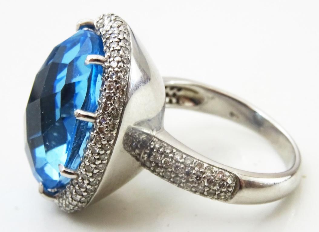 Modern 18 karat White gold , Swiss Blue Topaz and Diamond Ring For Sale