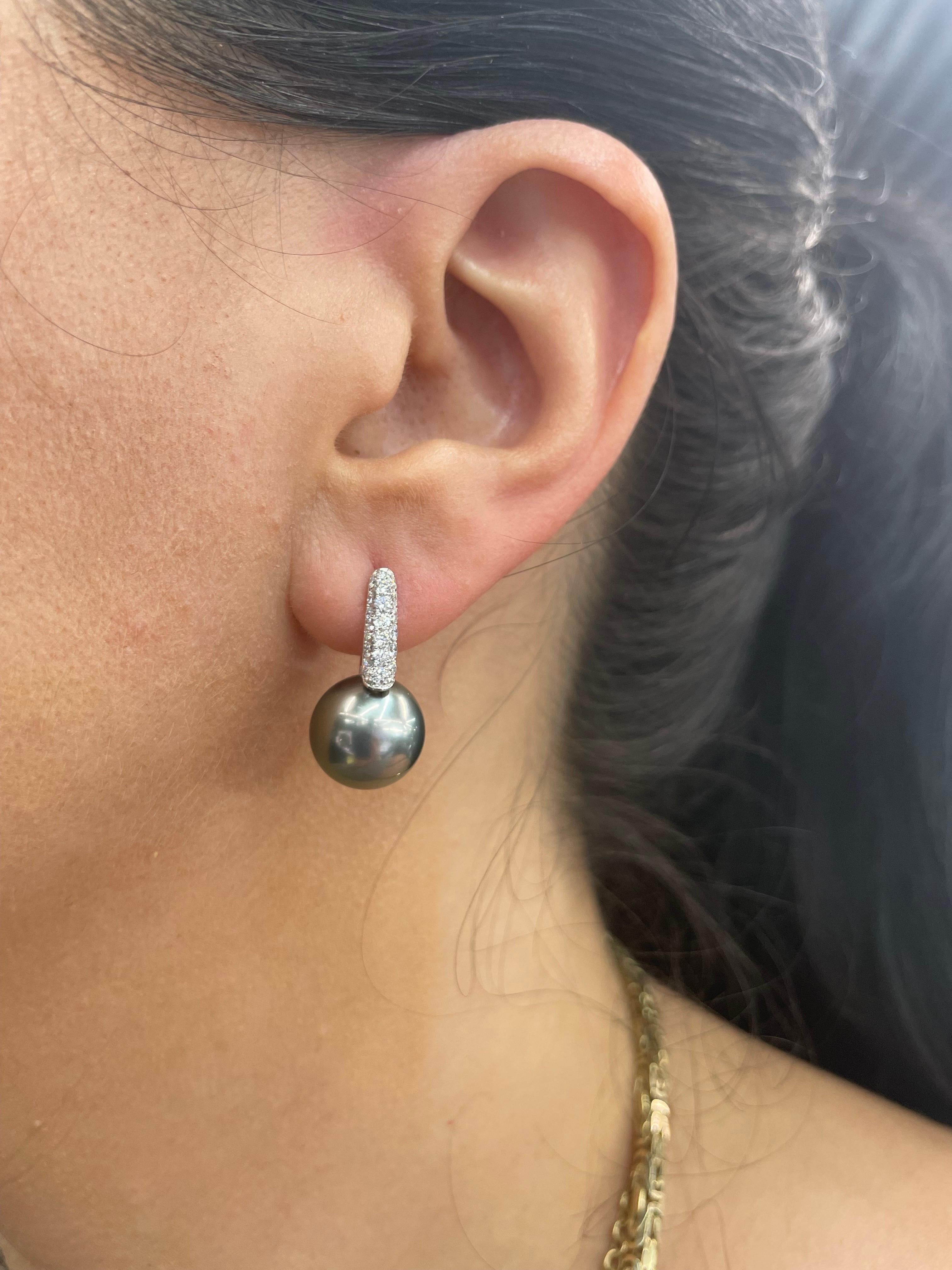 Boucles d'oreilles pendantes en diamant de Tahiti 0.61 carats or blanc 18 carats 12-13 MM en vente 6