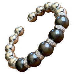 18 Karat White Gold Tahitian Pearl and Diamond Bracelet/Bangle